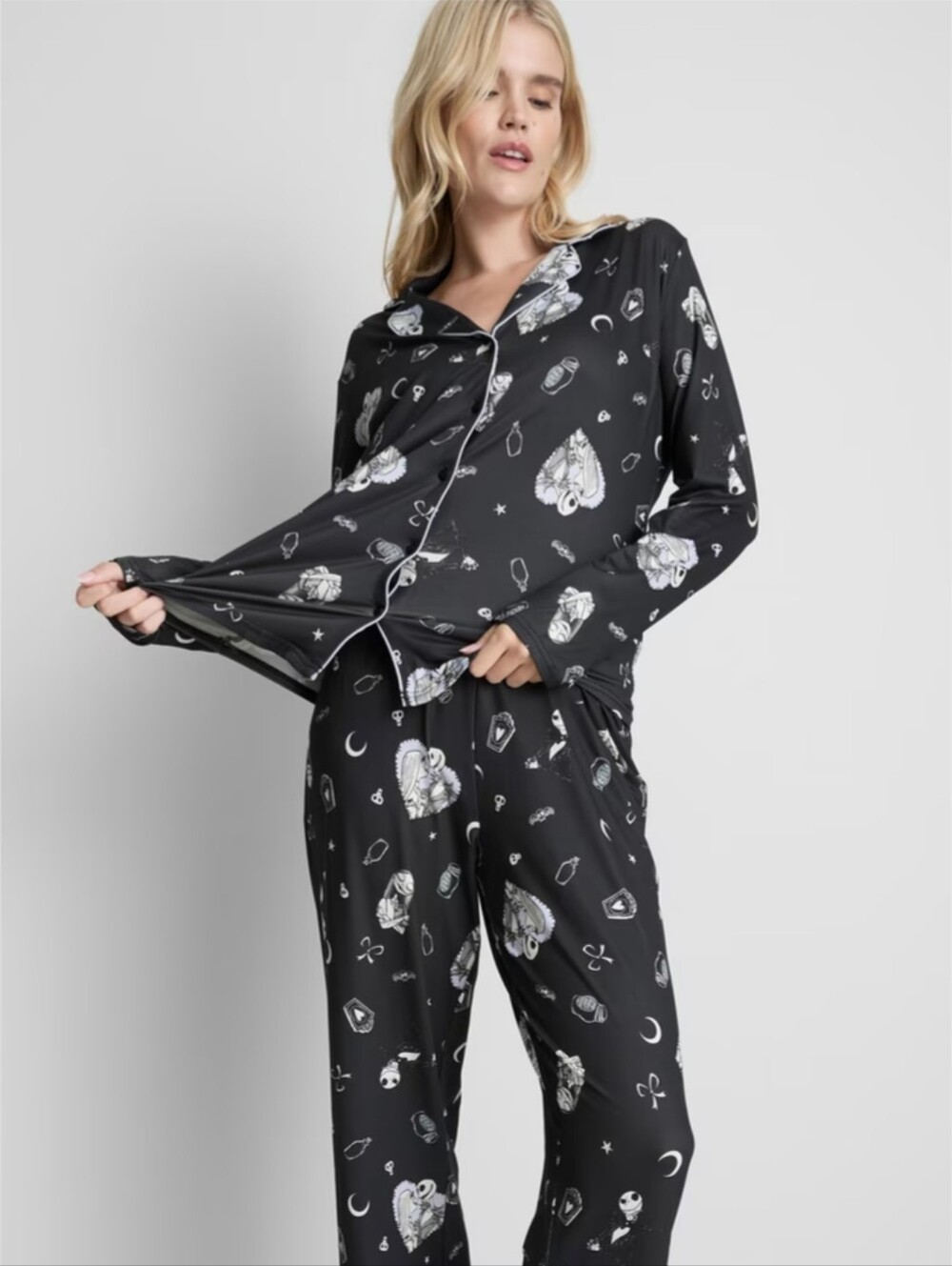 Disney Tim Burton’s The Nightmare Before Christmas Pajamas Long-sleeve Primark - Picture 1 of 6
